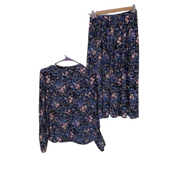 VINTAGE 2 piece rayon blouse and skirt set sz 6 Rayon - Picture 1 of 5